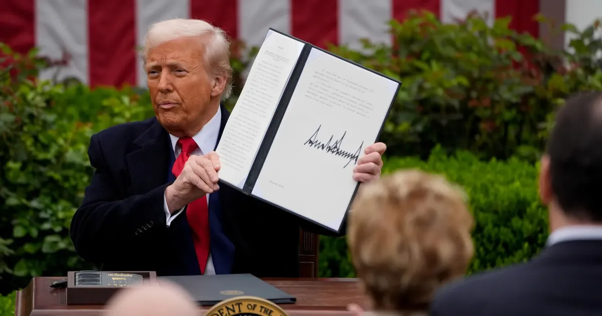 Tariff announcement from the US (image credits: Bloomberg)
