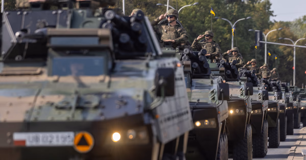 Army parade in Polland (credit: Defense News)